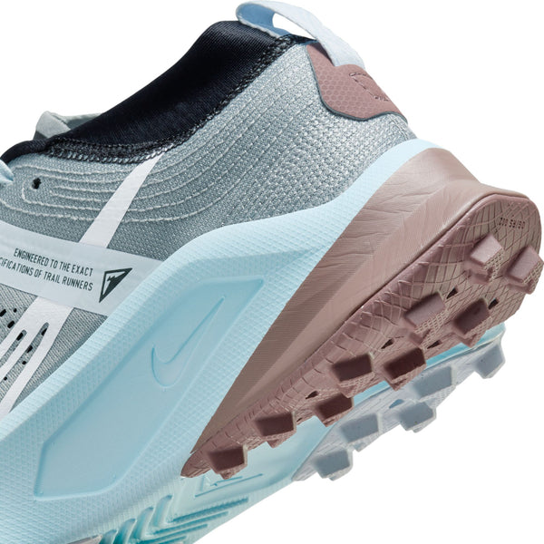 Nike Womens Zoom X Zegama Trail (Light Smoke Grey/White Black)