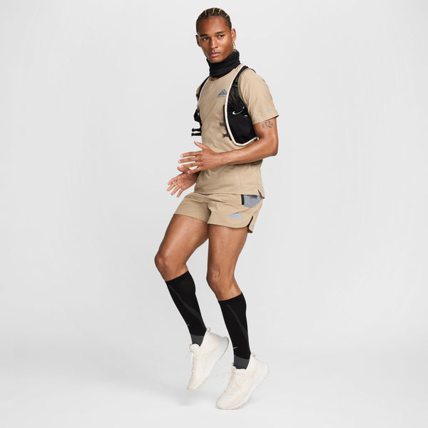Nike Mens Solar Chase S/S Trail Run Tee (Khaki/Black)