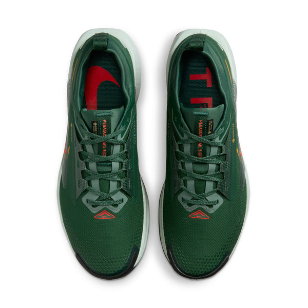 Nike Mens Pegasus Trail 5 GTX (Fir/Bright Crimson-Clay Green)
