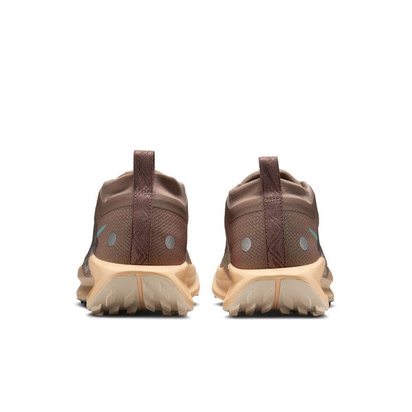 Nike Womens Pegasus Trail 5 GTX (Mink Brown/Canyon-Orange Chalk)