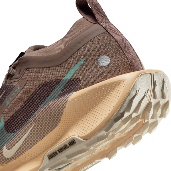 Nike Womens Pegasus Trail 5 GTX (Mink Brown/Canyon-Orange Chalk)