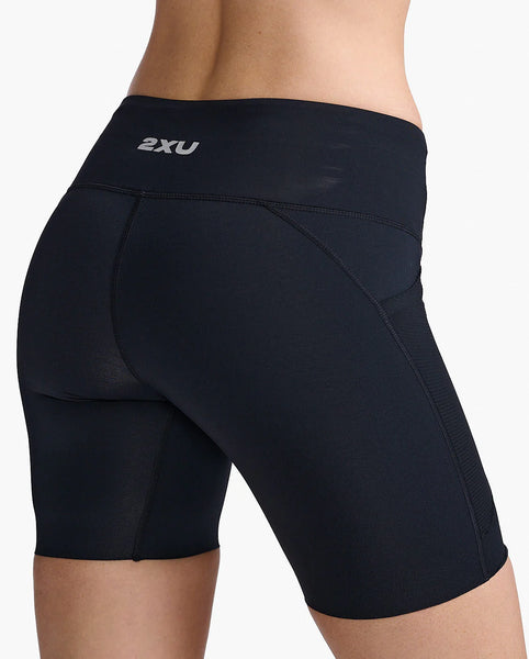 2XU Women’s Aero Mid-Rise Compression 6” Run Shorts (Black/Silver Reflective)