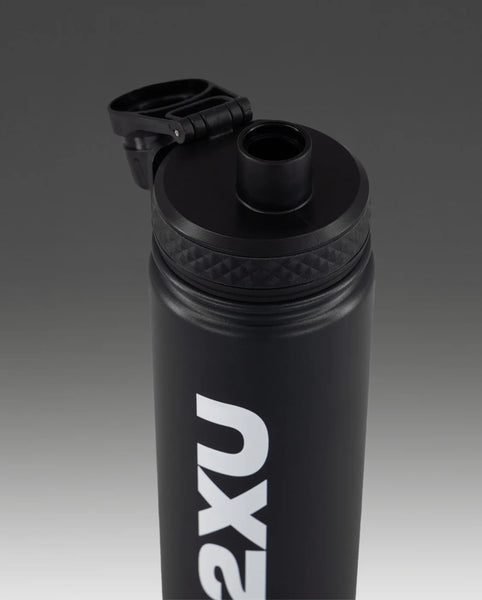 2XU Metal Water Bottle (Black/White