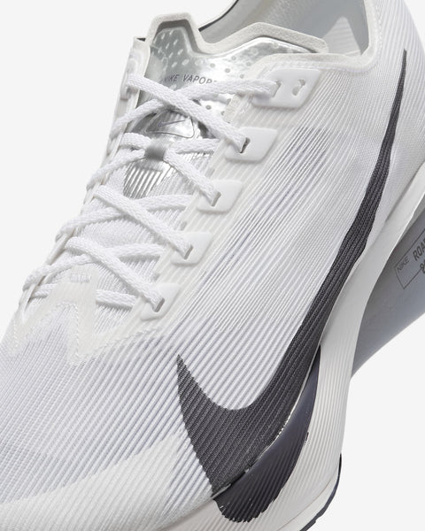 Nike Mens/Womens Zoom X Vaporfly Next % 4 (White/Gridiron-Obsidian Mist)