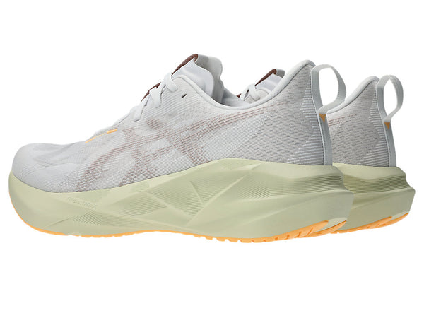 Asics Mens Novablast 5 (White/Fawn)
