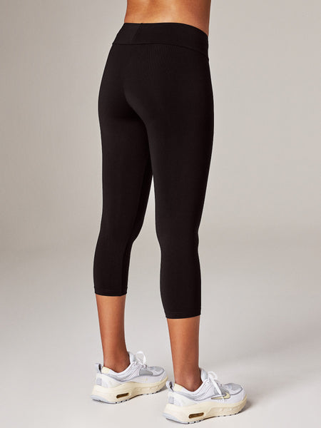 Running Bare Sculpt 7/8 Legging 24” (Black)