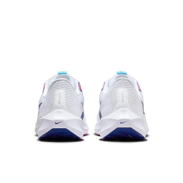 Nike Mens Pegasus 40 (White/Deep Royal Blue)