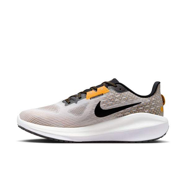 Nike Mens Air Zoom Vomero 17 (White/Black-Laser Orange)