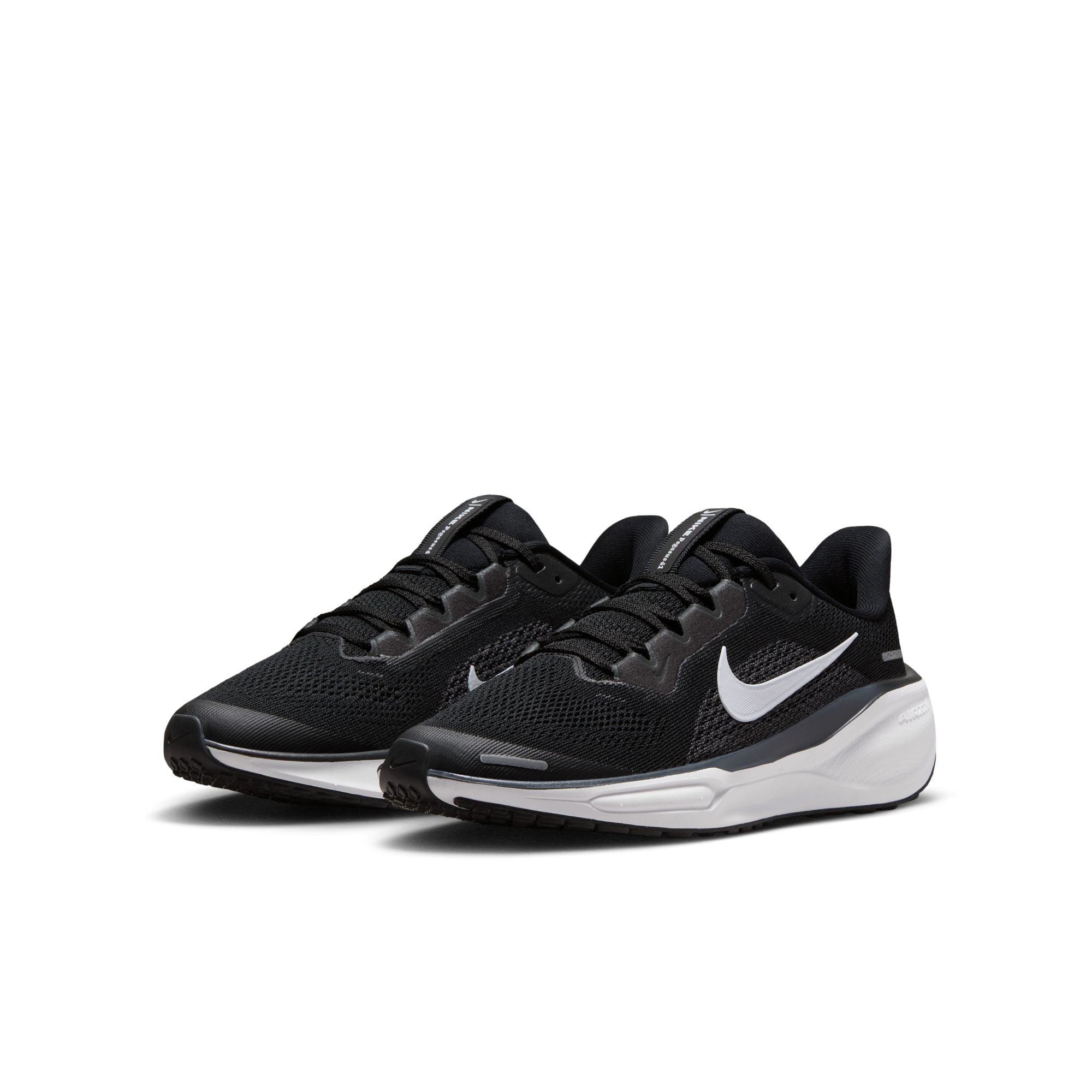 black and white nike air zoom pegasus