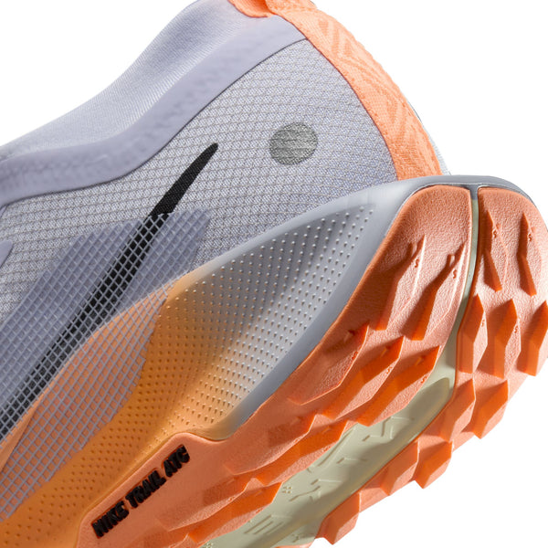 Nike Womens Pegasus Trail 5 GTX (Ghost/Black/Malt/Orange Pulse)