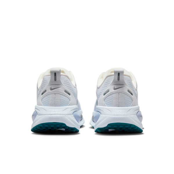 Nike Womens Vomero 18 (Summit White/Geode Teal)