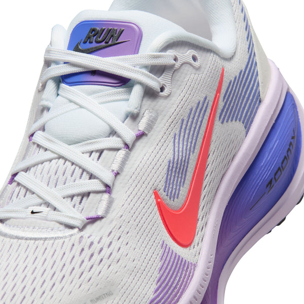 Nike Womens Vomero 18 (White/Violet/Mist/Sapphire/Hot Lava)