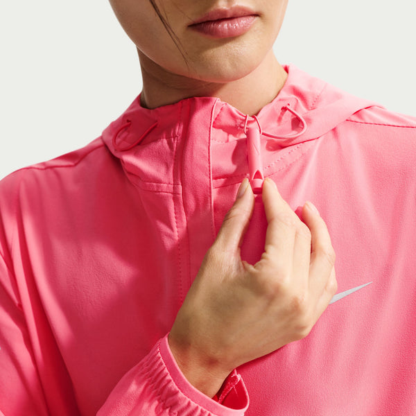 Nike Swift Women’s Repel Packable Running Jacket (Sea Coral)