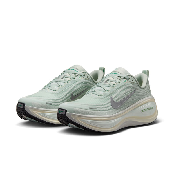 Nike Womens Vomero Plus (Light Silver/Metallic Silver)
