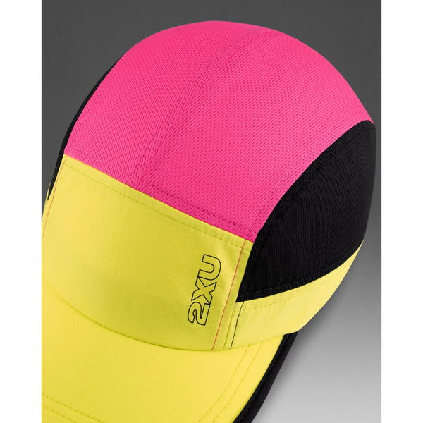 2XU Unisex Light Speed Cap (Volt/Fuchsia)
