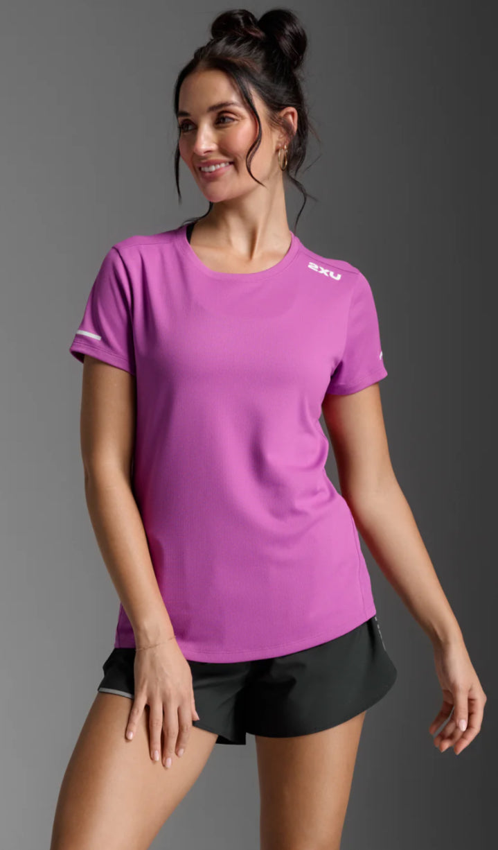 2XU Womens Aero Tee (Hyper Violet/White Reflective)