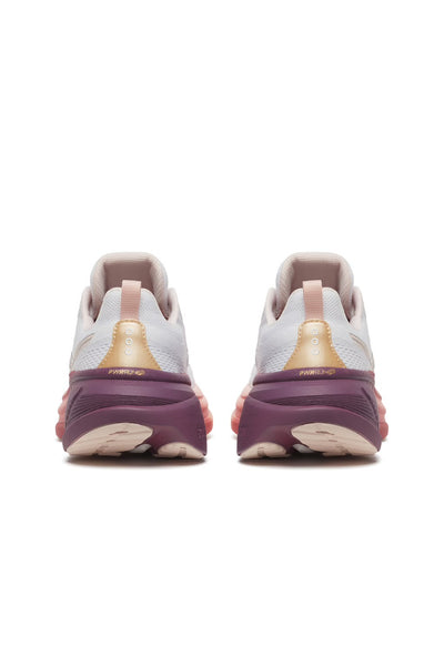 Saucony Women’s Hurricane 25 (White/Cameo)