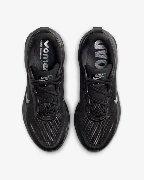 Nike Mens Vomero 18 (Black/Dark Smoke Grey/Light Smoke Grey/Black)