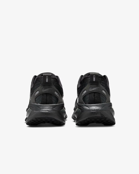 Nike Mens Vomero 18 (Black/Dark Smoke Grey/Light Smoke Grey/Black)