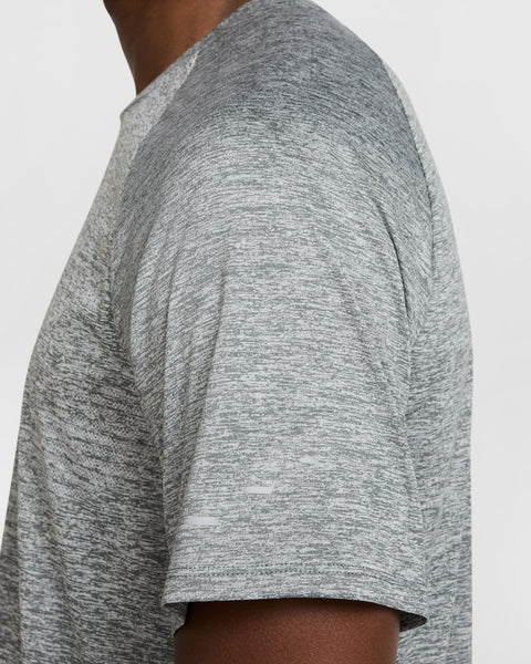 Nike Mens Stride Dri-Fit ADV S/S Run Tee (Smoke/Grey Heather)