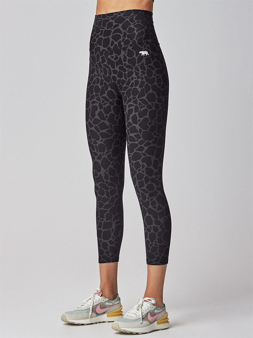 Running Bare Studio 7/8 Length Tights (Liya Black)