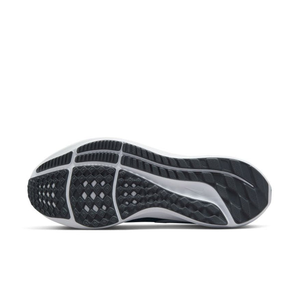 Nike Womens Air Zoom Pegasus 39 (Black/White-DK Smoke Grey)