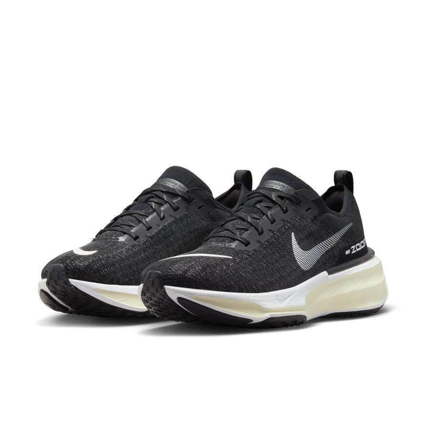 womens black and white nike zoom