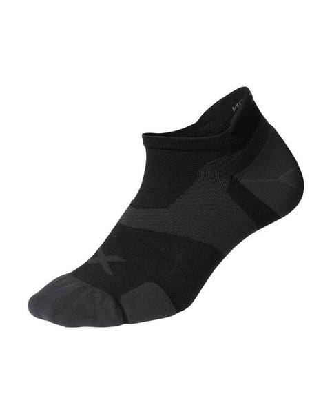 2XU Vectr Cushion No Show Socks (Black or White)